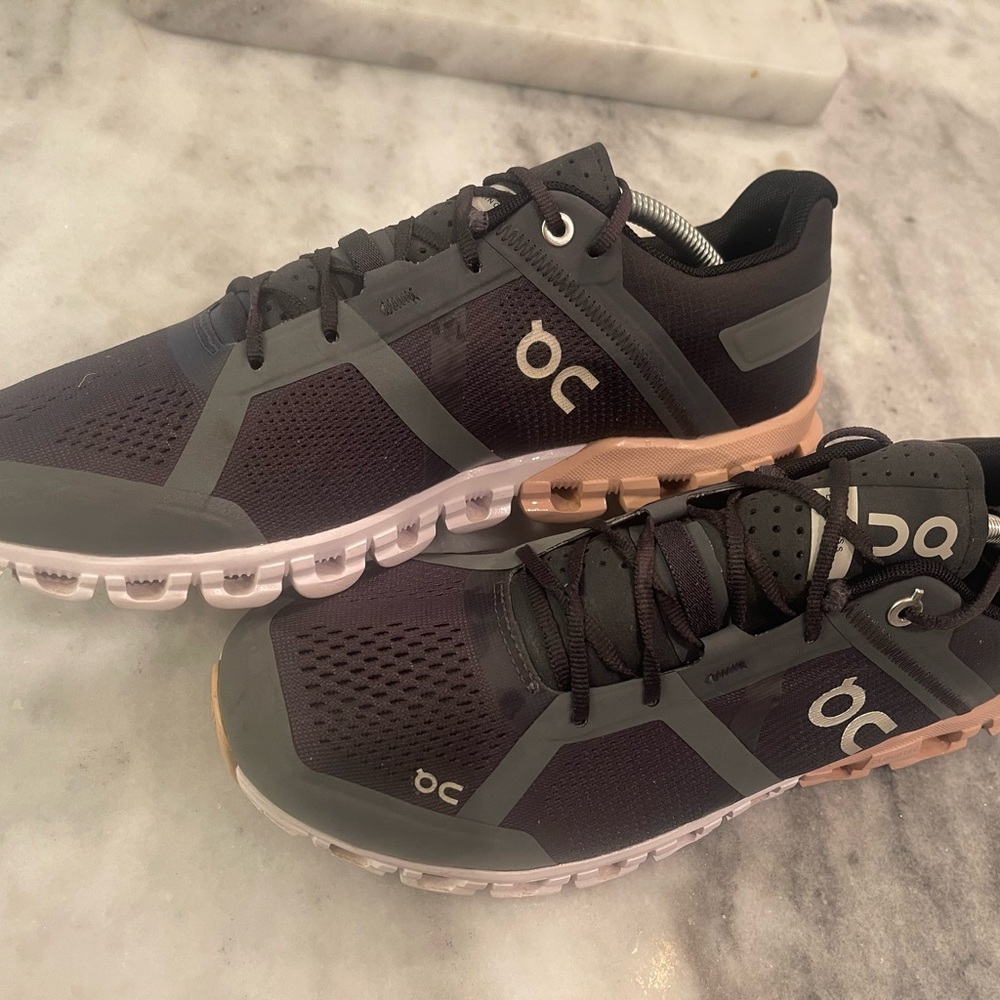 On Running Black and Pink Athletic Shoes - Picture 7 of 9